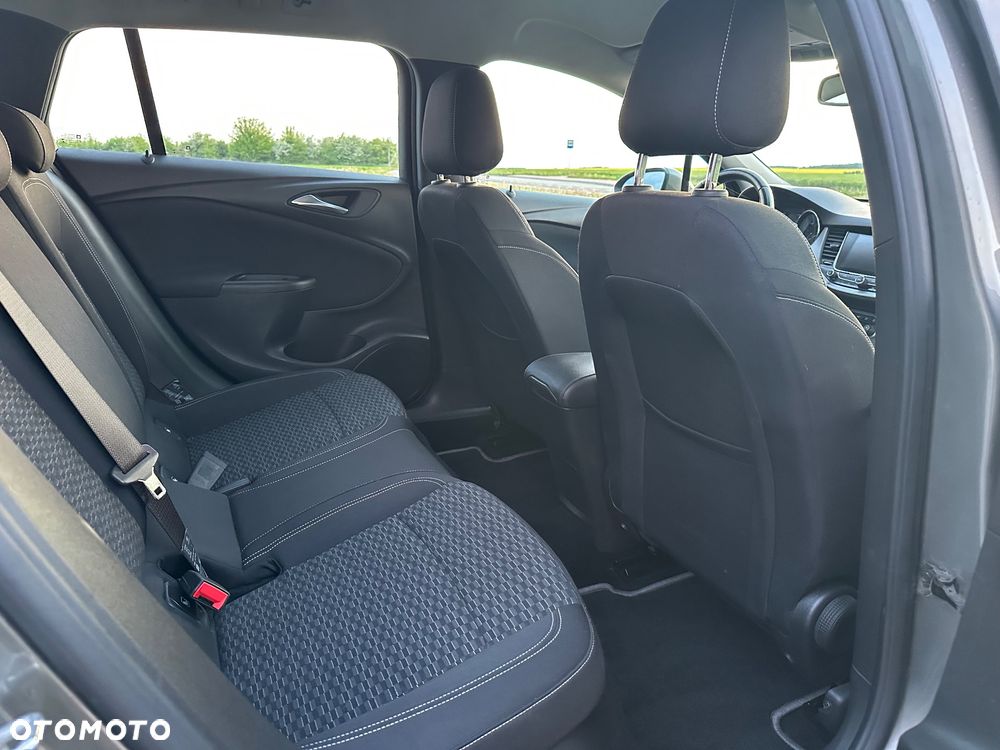 Opel Astra 1.4 Turbo Innovation - 10