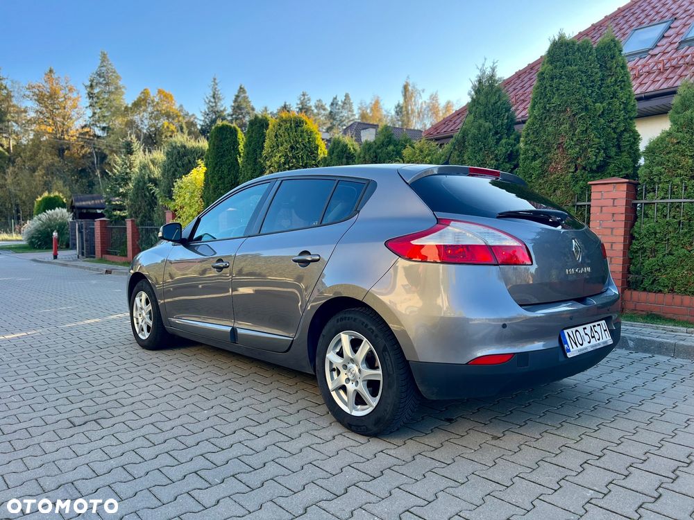 Renault Megane 1.6 16V Exception - 10