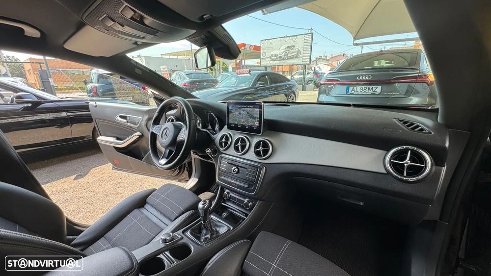 Mercedes-Benz CLA 200 d Shooting Brake Urban - 43
