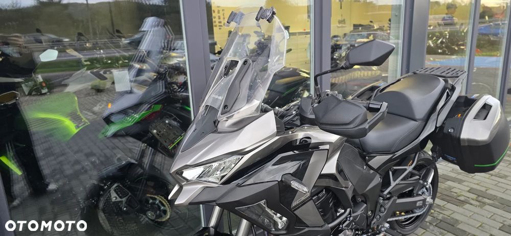 Kawasaki Versys 1100 SE - 31