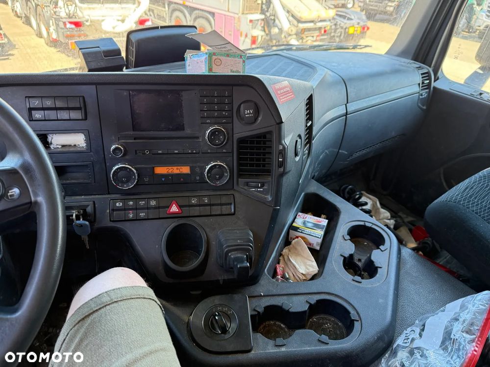Mercedes-Benz AROCS 2045 4x4 EURO6 CIĄGNIK SIODŁOWY Z DWUOBWODOWĄ HYDRAULIKĄ WYWROTU - 11