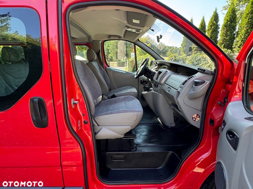 Renault Trafic L1H1 Passenger Lux - 30