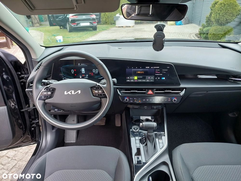 Kia Niro 1.6 GDI Hybrid M - 14