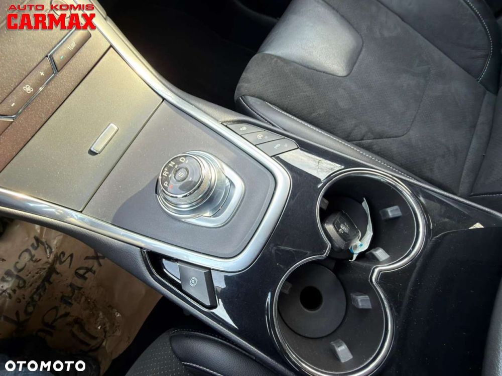 Ford S-Max - 33