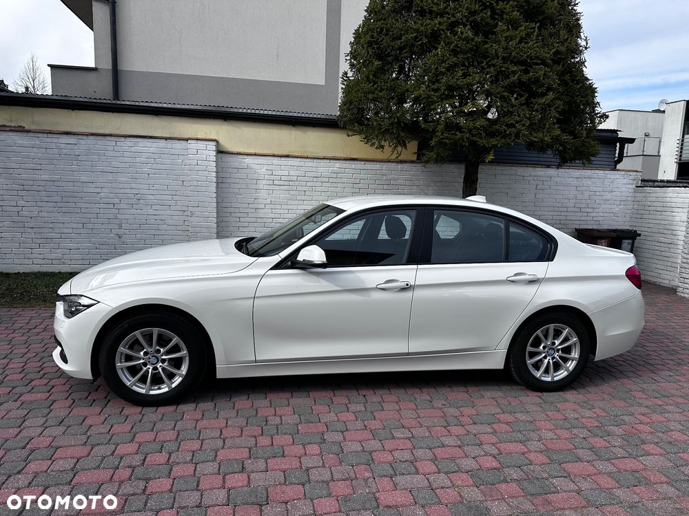 BMW Seria 3 318i - 2