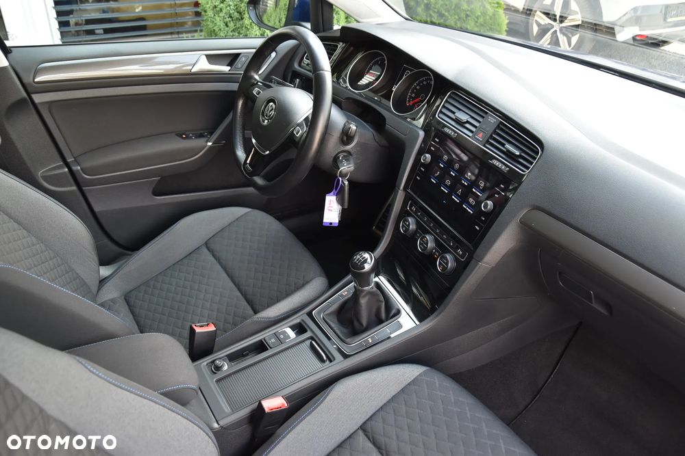 Volkswagen Golf 1.0 TSI Join - 19