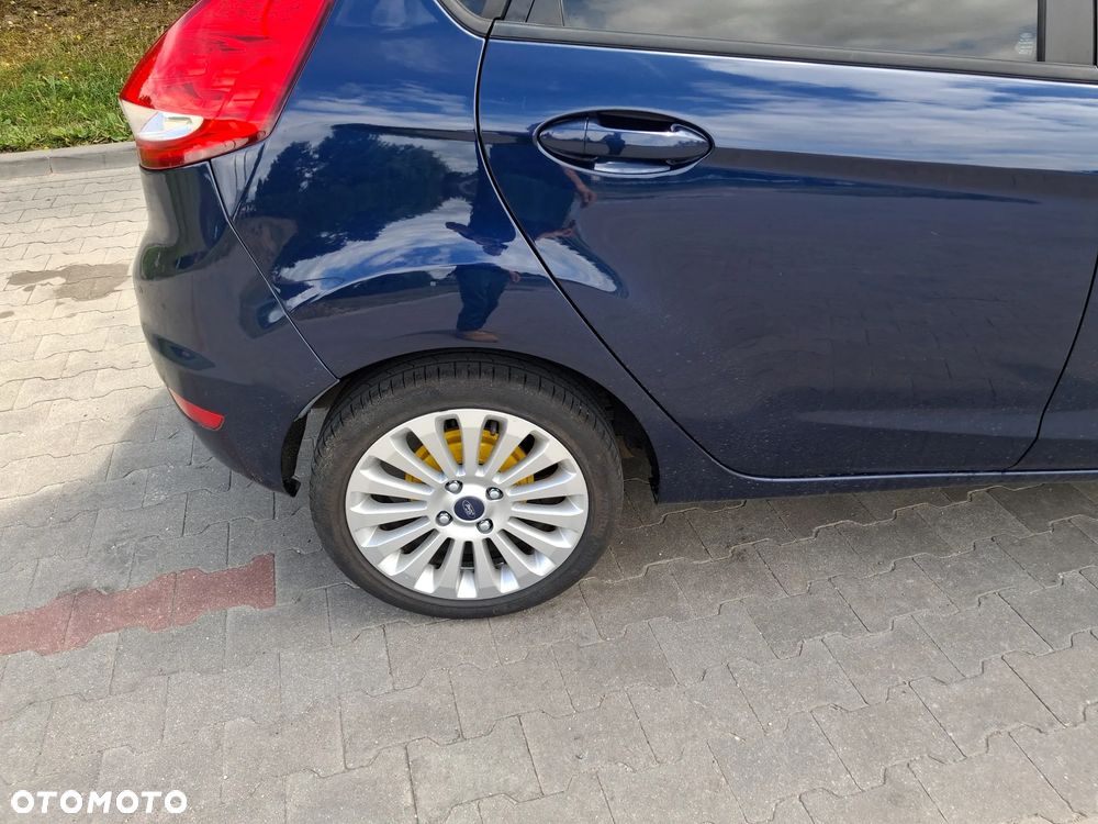 Ford Fiesta 1.4 TDCi Ghia - 11