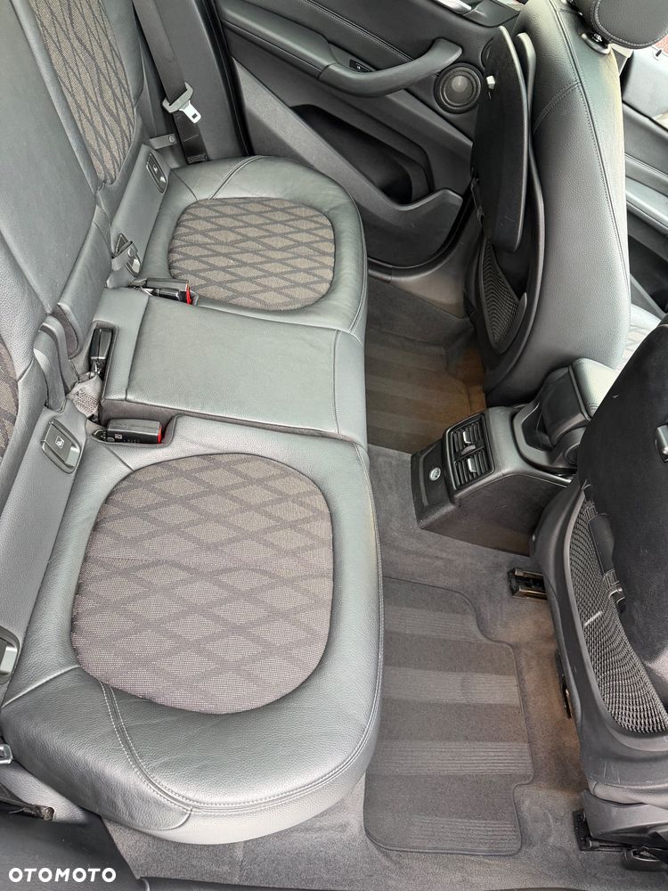 BMW X1 xDrive25d Advantage - 31