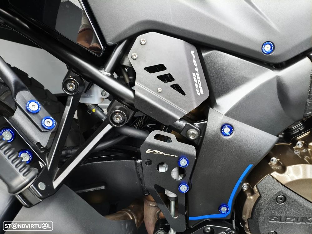 Suzuki v-strom DL - 16