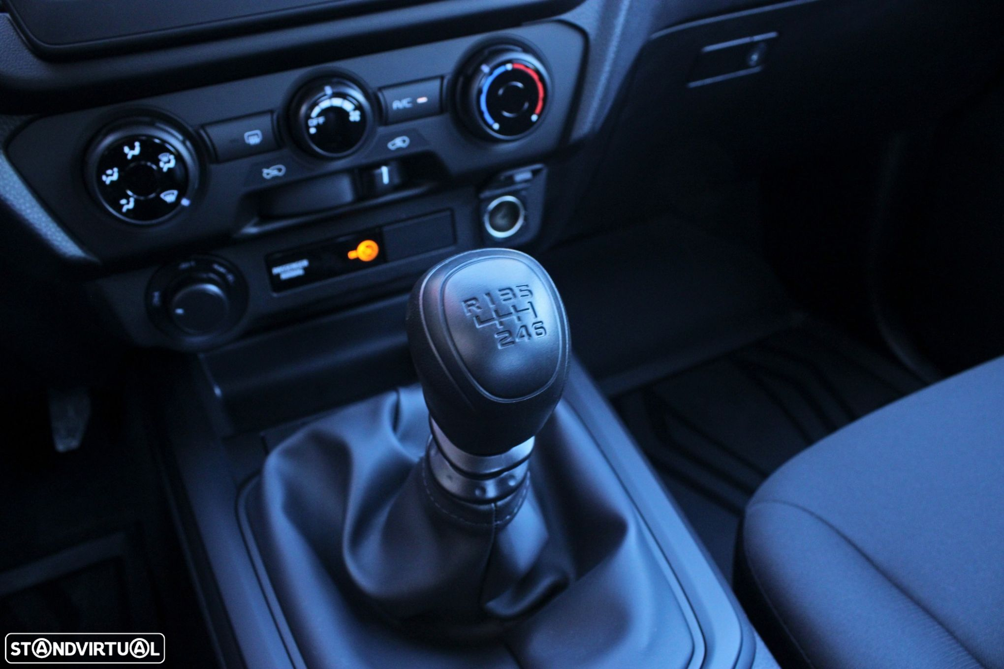 Isuzu D-Max 1.9 Ddi CD 4WD L CM - 13