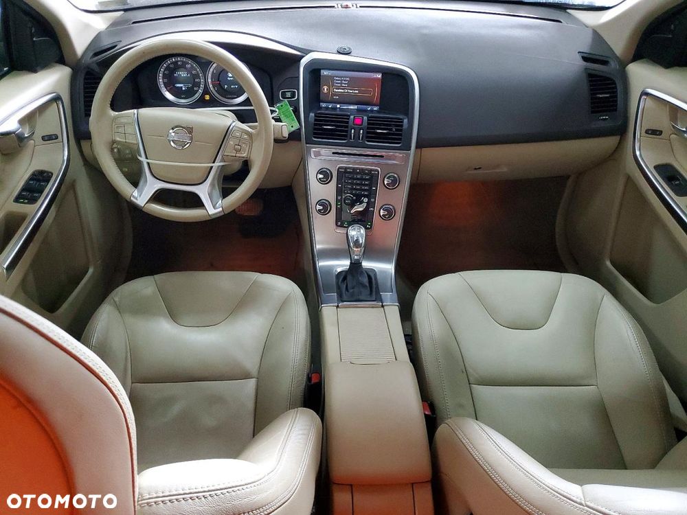 Volvo XC 60 3.2 AWD Kinetic - 9