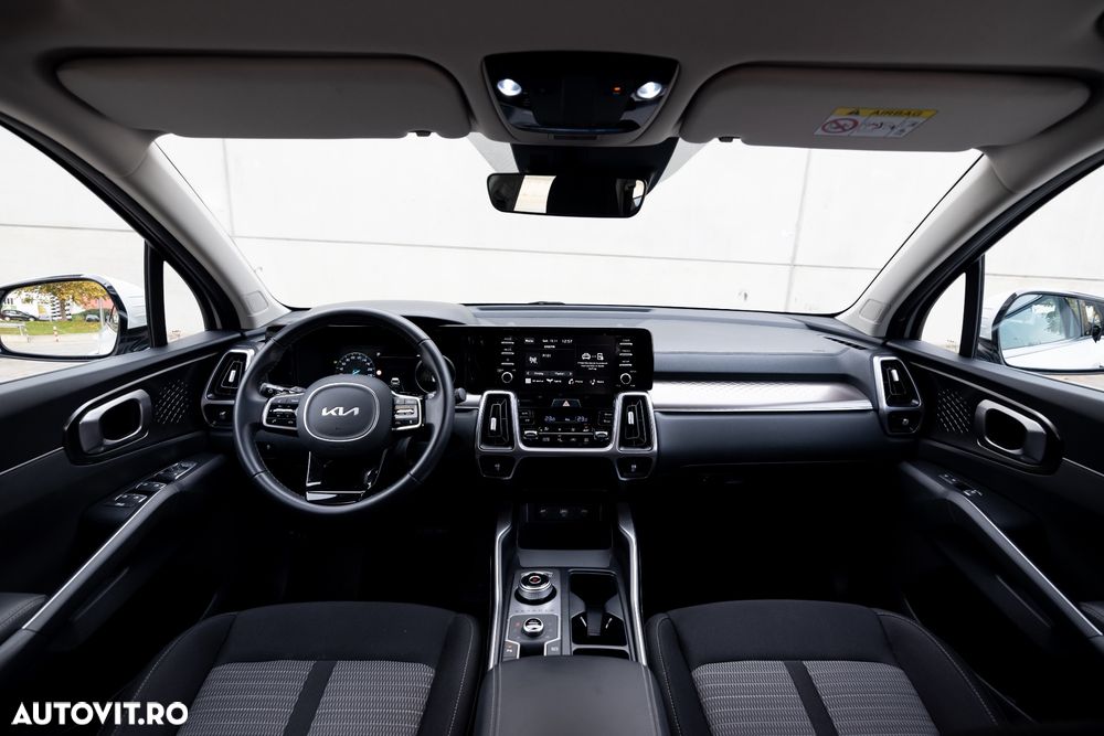 Kia Sorento 1.6 T-GDI HEV 6AT 4x4 7P Premium - 6