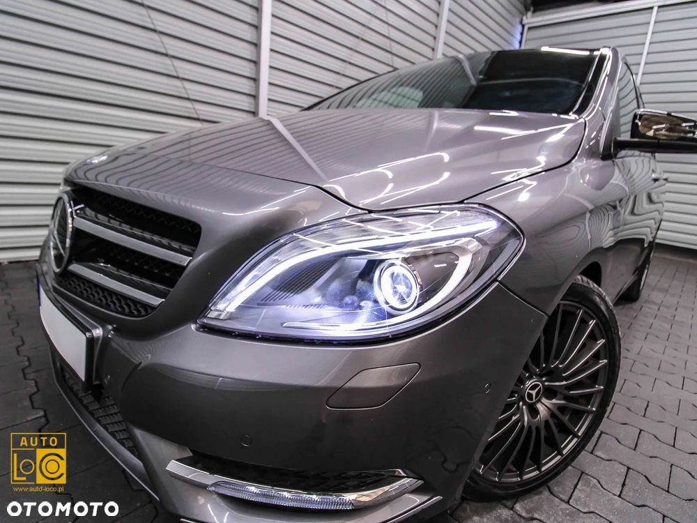 Mercedes-Benz Klasa B 180 d 7G-DCT SCORE - 32