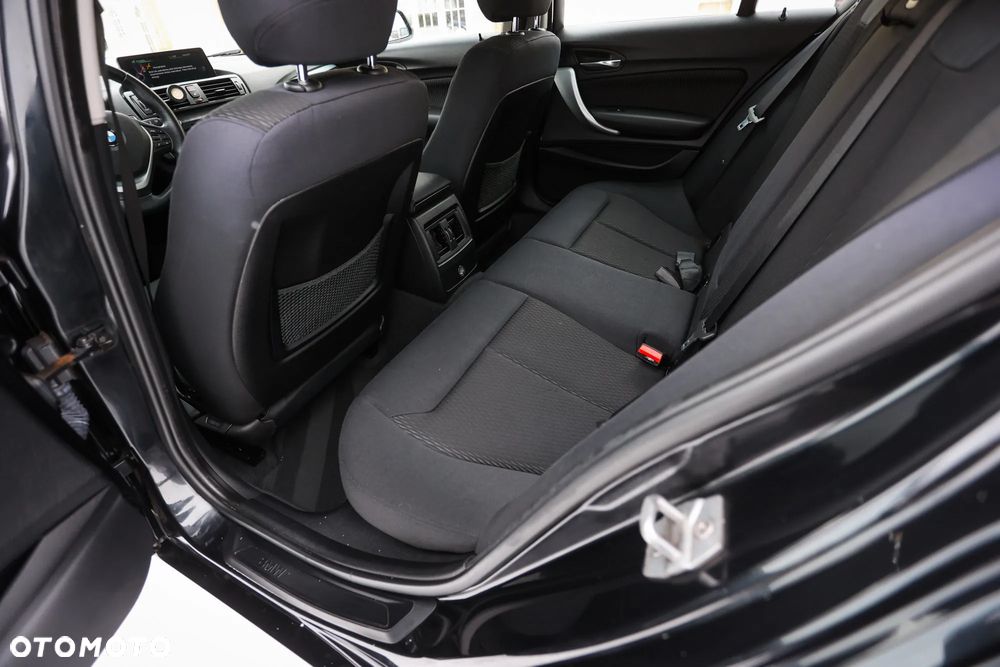 BMW Seria 1 118d Sport Line - 31
