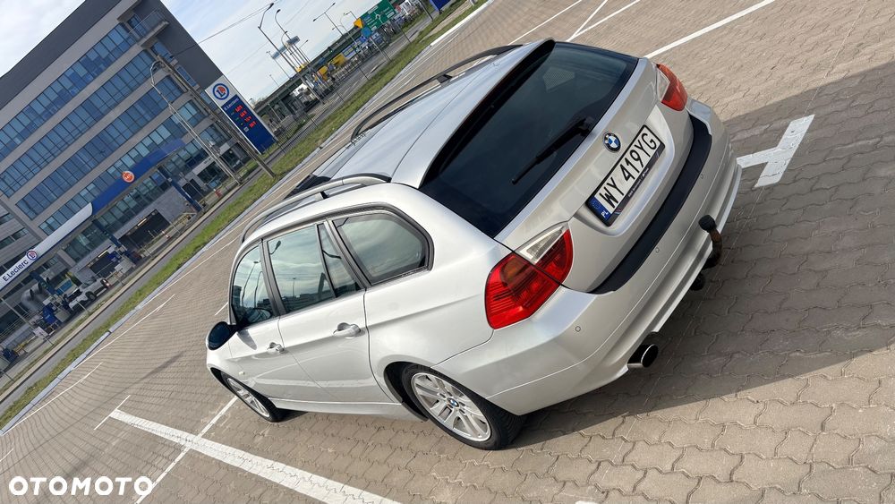 BMW Seria 3 318i - 14