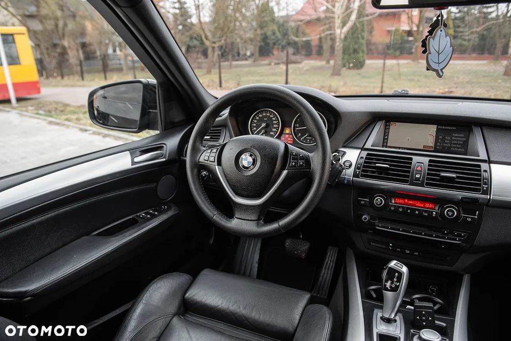 BMW X5 3.0sd - 27