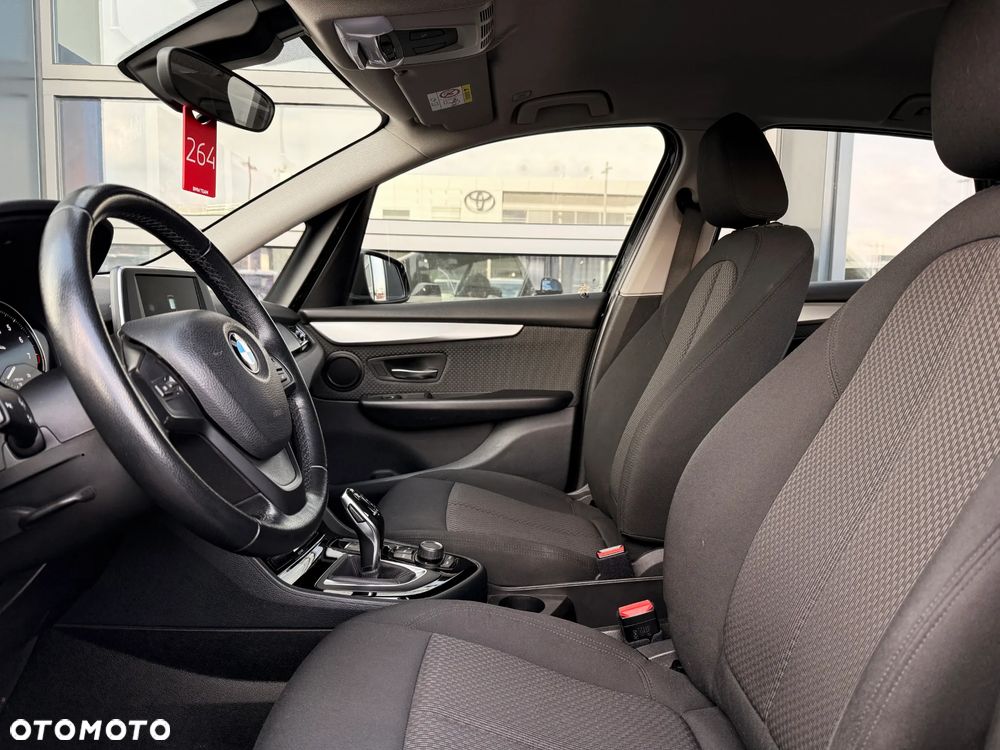 BMW Seria 2 218i - 27