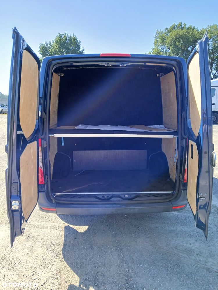 Mercedes-Benz Sprinter - 5