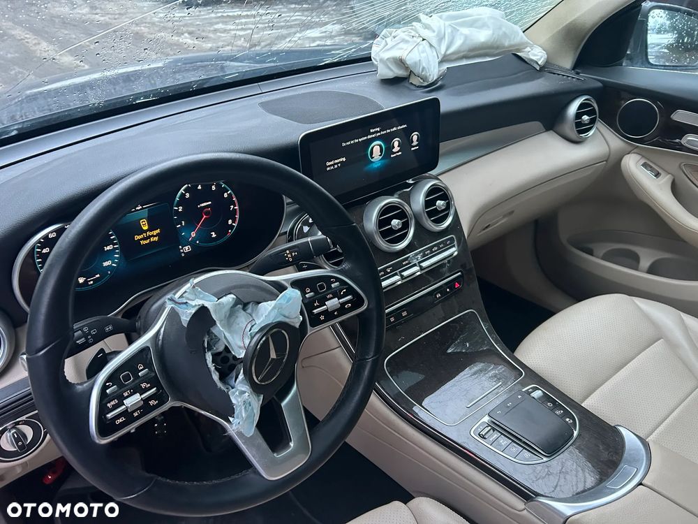 Mercedes-Benz GLC 300 4Matic 9G-TRONIC - 15