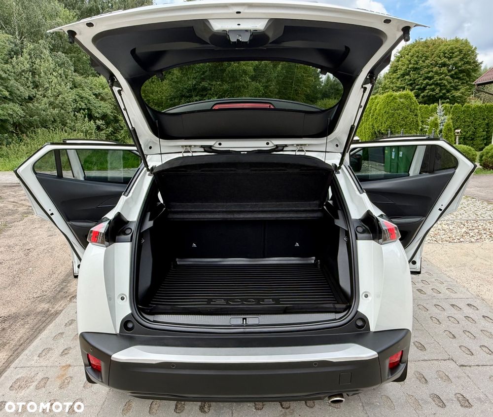 Peugeot 2008 1.5 BlueHDi GT Line S&S EAT8 - 28