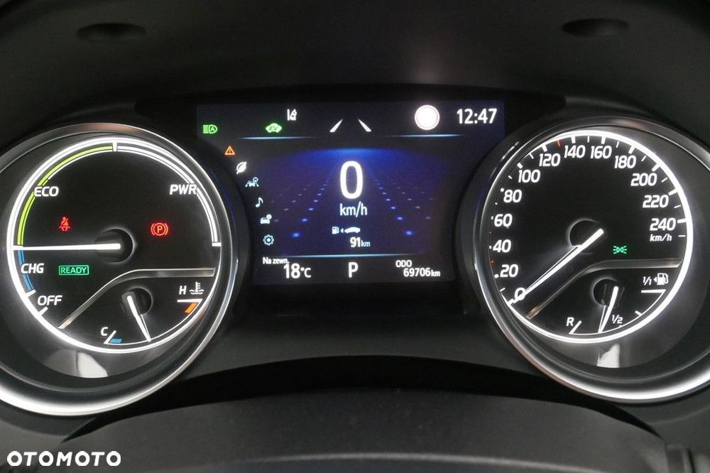 Toyota Camry 2.5 Hybrid Comfort CVT - 9