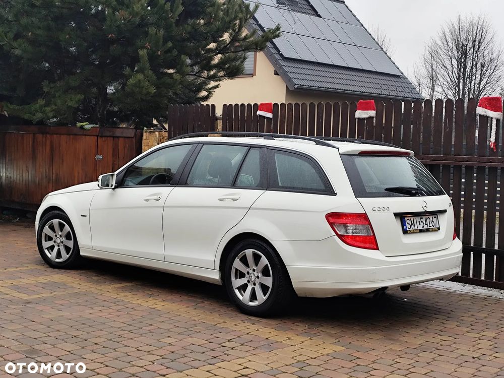 Mercedes-Benz Klasa C 200 CDI DPF BlueEFFICIENCY - 2
