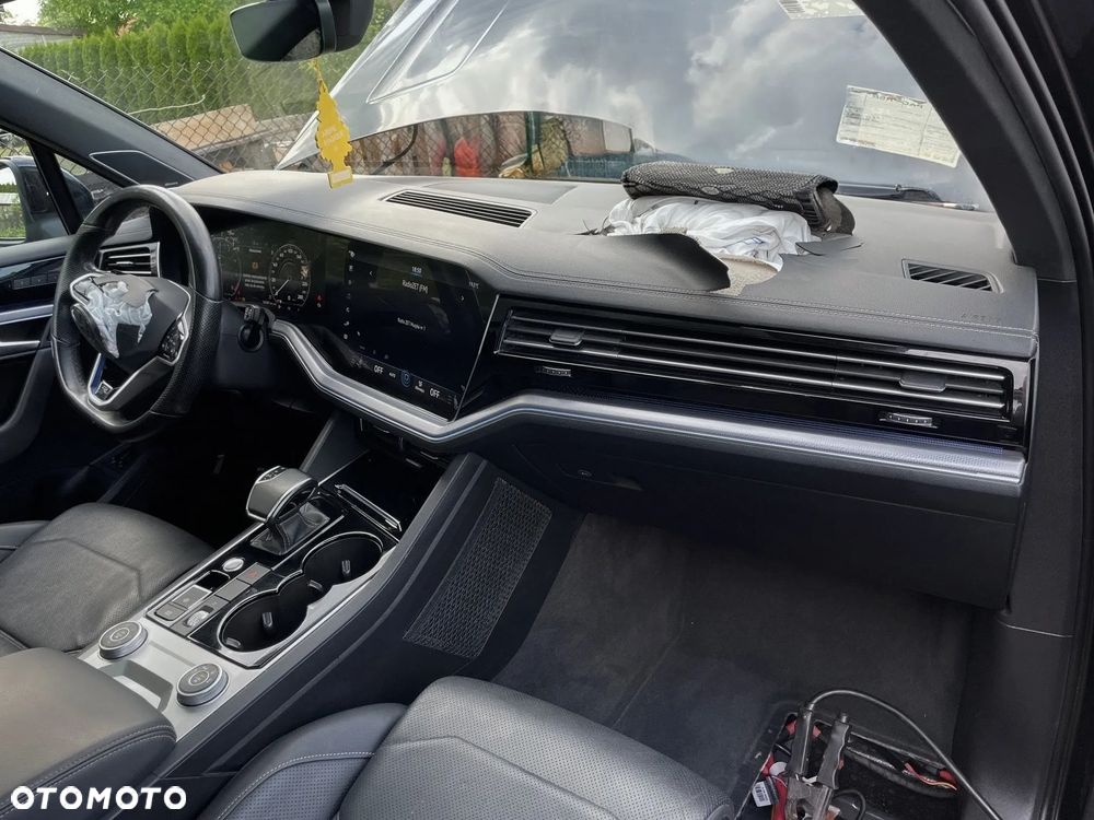 Volkswagen Touareg - 7