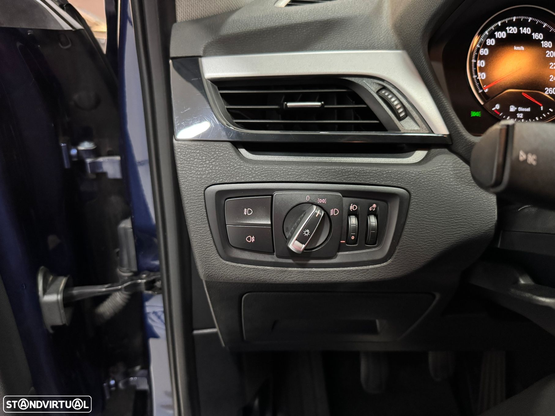 BMW X1 16 d sDrive Advantage - 25