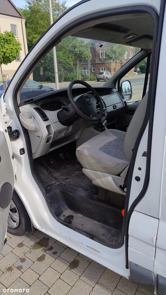 Opel Vivaro - 6