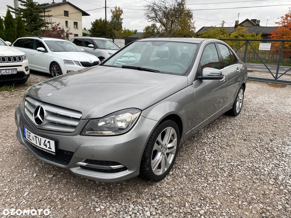 Mercedes-Benz Klasa C 180 (BlueEFFICIENCY) Avantgarde - 33