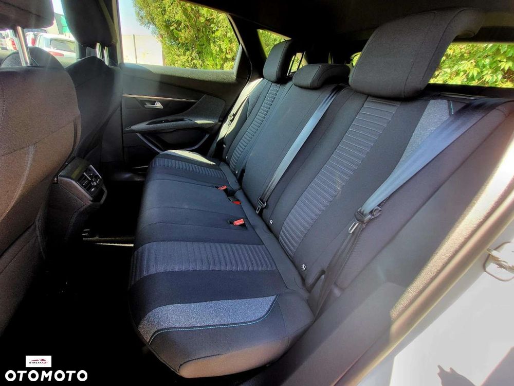 Peugeot 3008 - 5