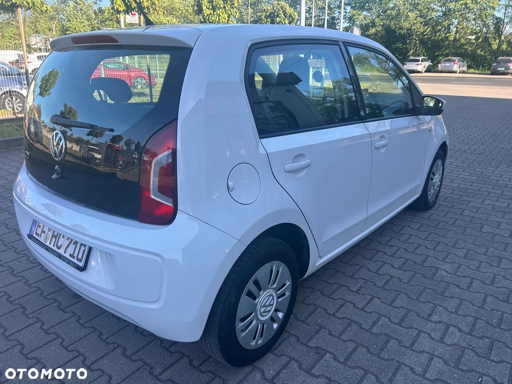 Volkswagen up! BlueMotion Technology move - 18