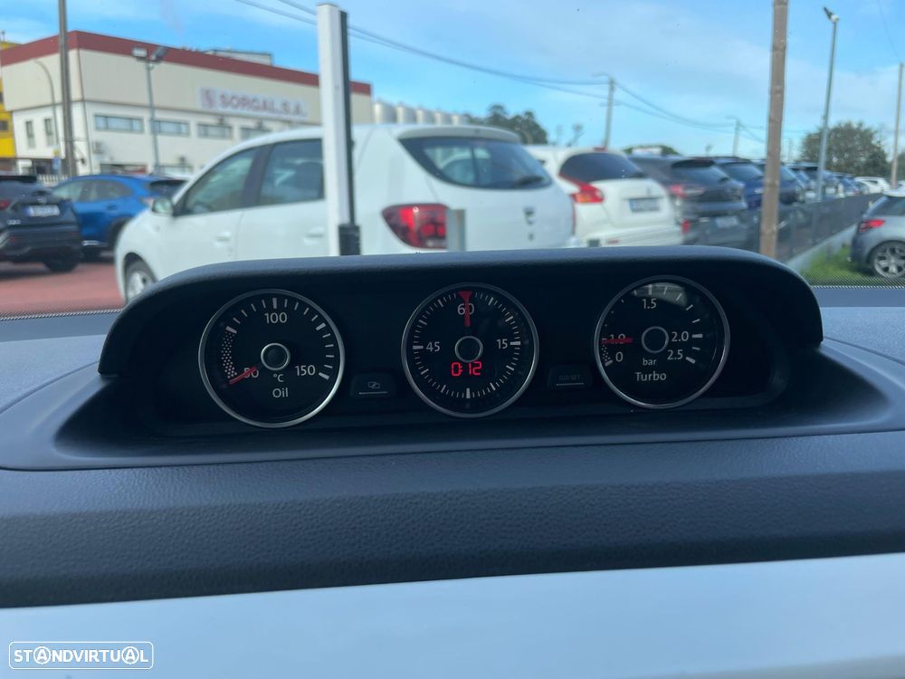 VW New Beetle 1.6 TDi DSG - 23