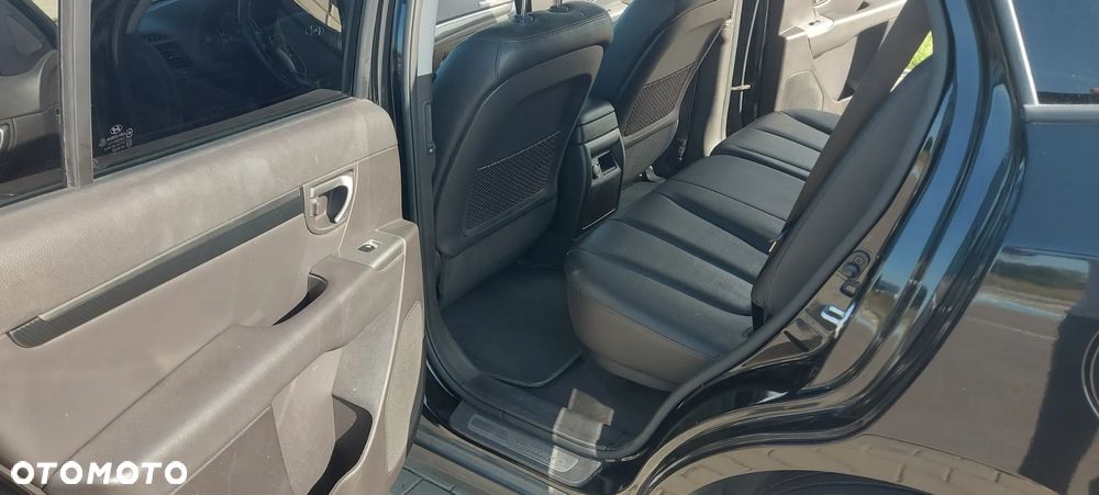 Hyundai Santa Fe - 12