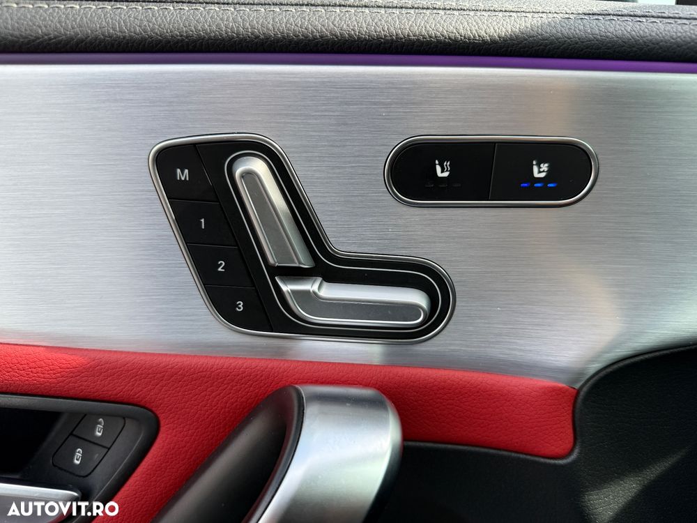 Mercedes-Benz CLA 250 e 8G-DCT AMG Line - 14