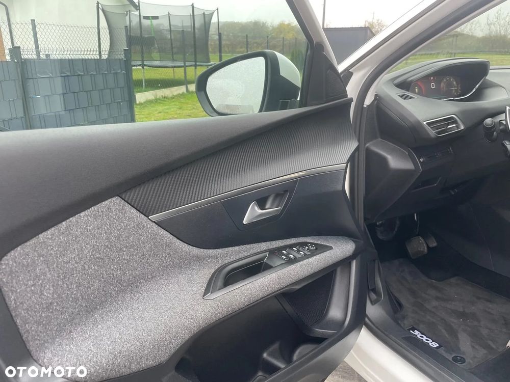 Peugeot 3008 1.2 PureTech GPF Crossway S&S EAT8 - 8