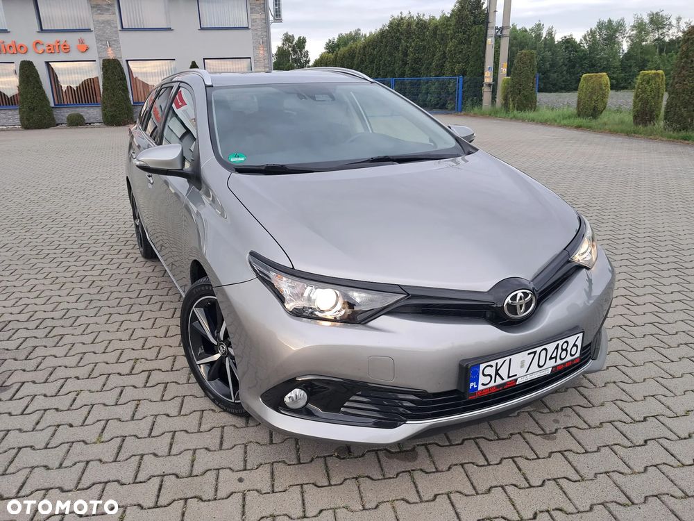 Toyota Auris 1.2 Turbo Team Deutschland - 5