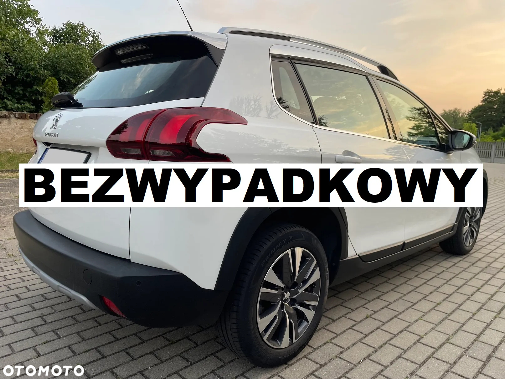 Peugeot 2008 - 11