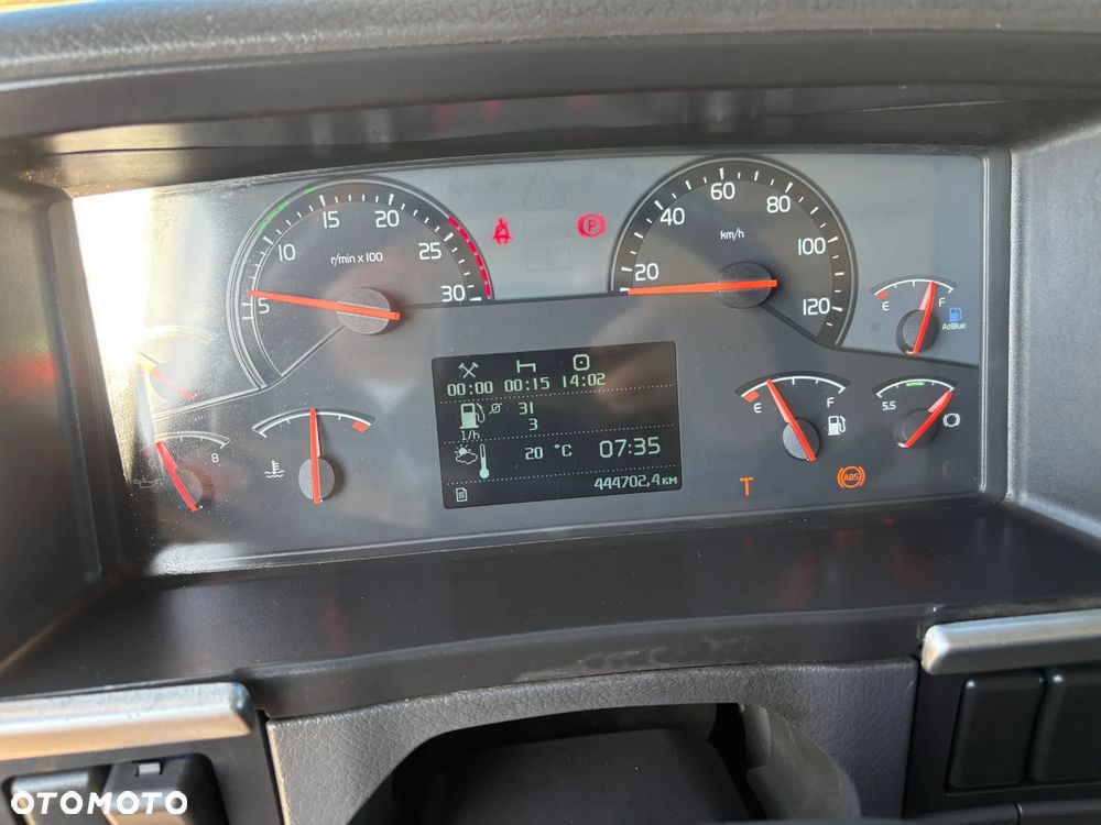 Volvo FM 8x2 / 445 tyś km / NIEMCY - 36