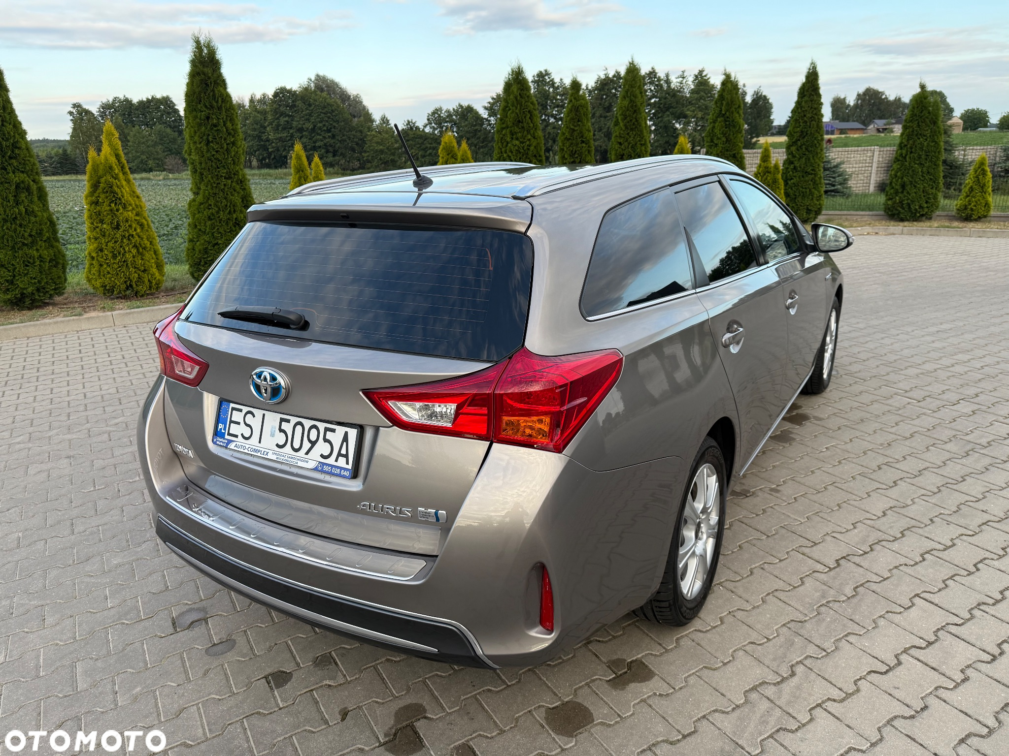 Toyota Auris 1.8 Hybrid Life - 8