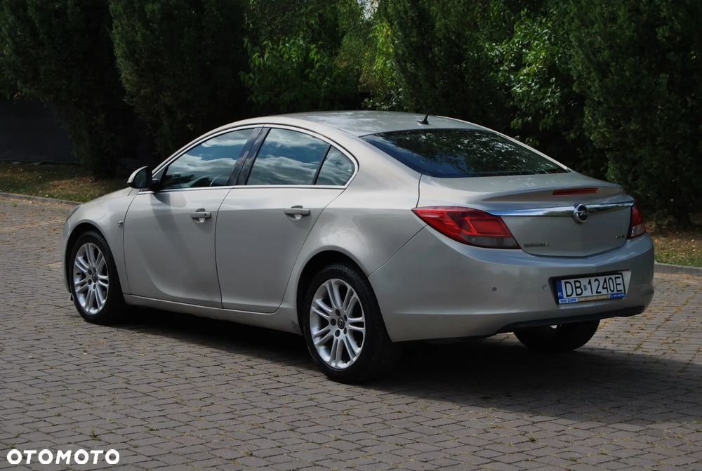 Opel Insignia 2.0 CDTI Cosmo - 4