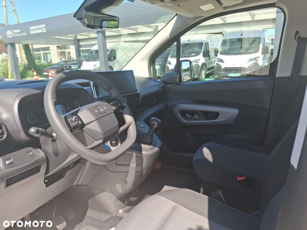Toyota Proace City Verso 1.5 D-4D Business - 12