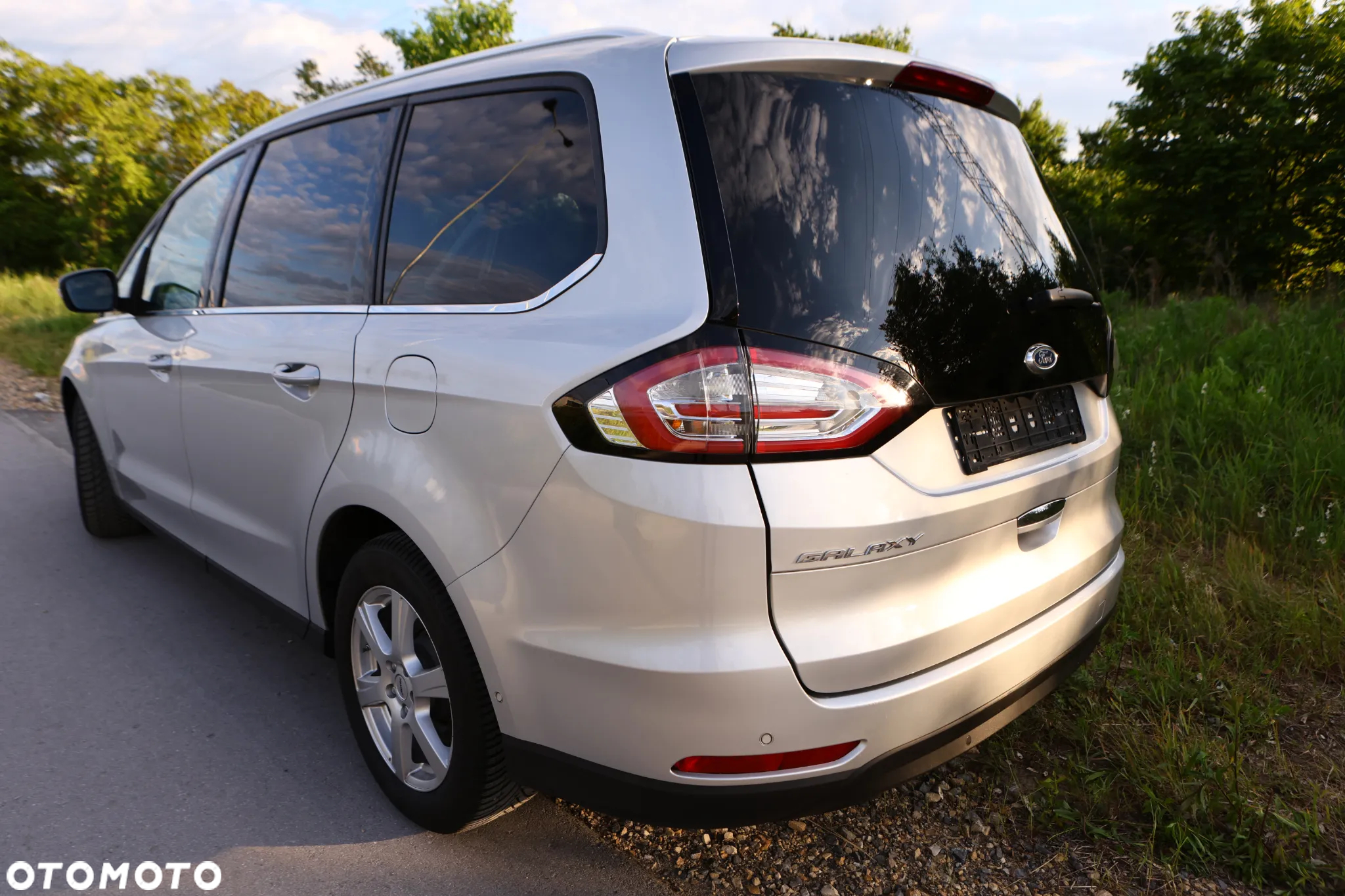 Ford Galaxy 1.5 EcoBoost Titanium - 12