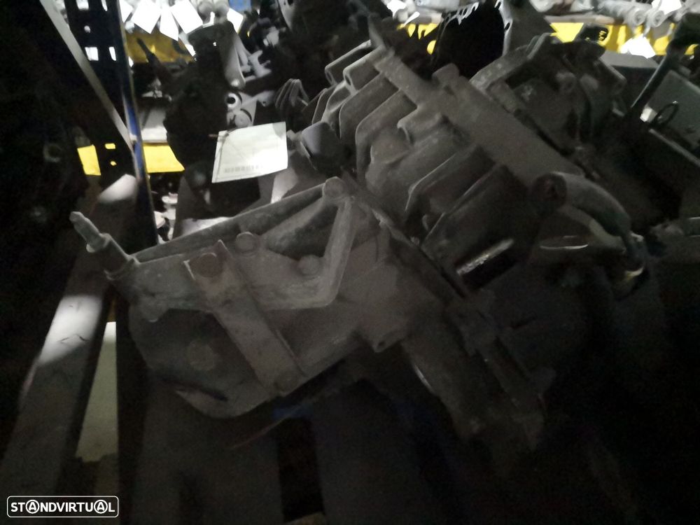 Caixa De Velocidades Renault Express - 1