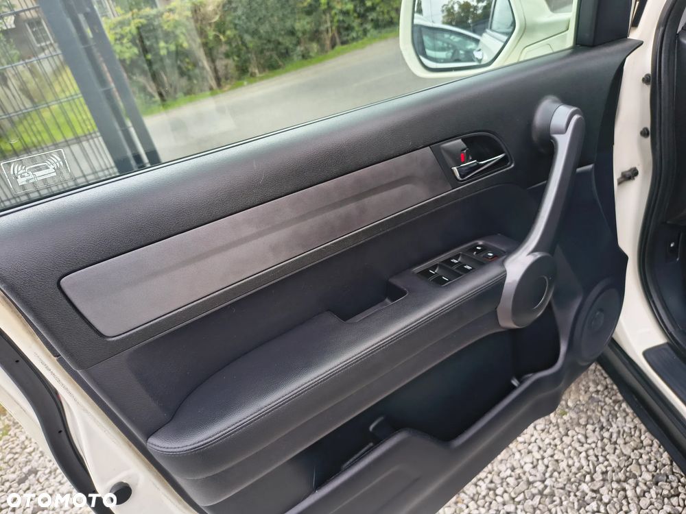 Honda CR-V 2.2i CTDi DPF Executive - 17