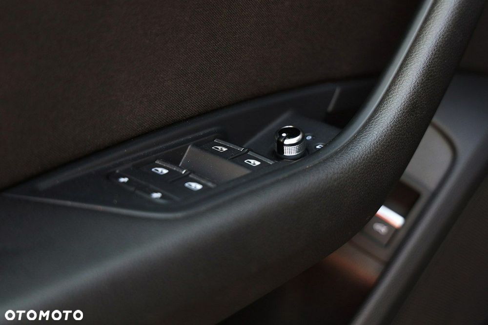 Audi A4 Avant - 16