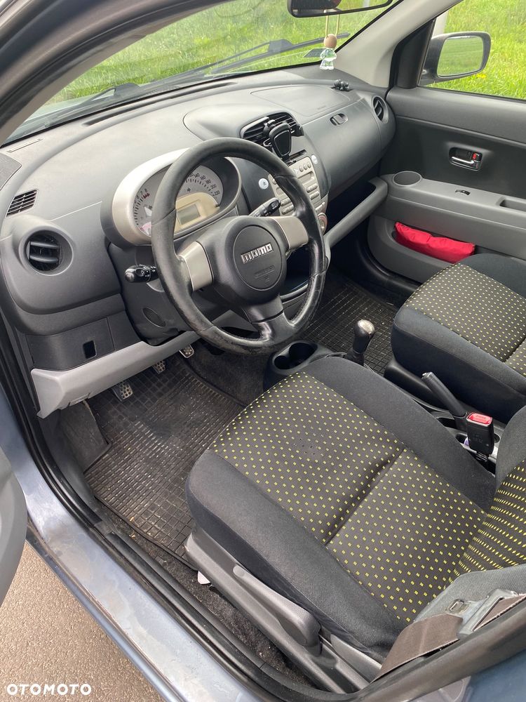 Daihatsu Sirion 1.3 - 6