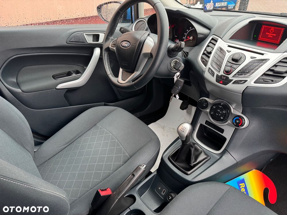Ford Fiesta - 8