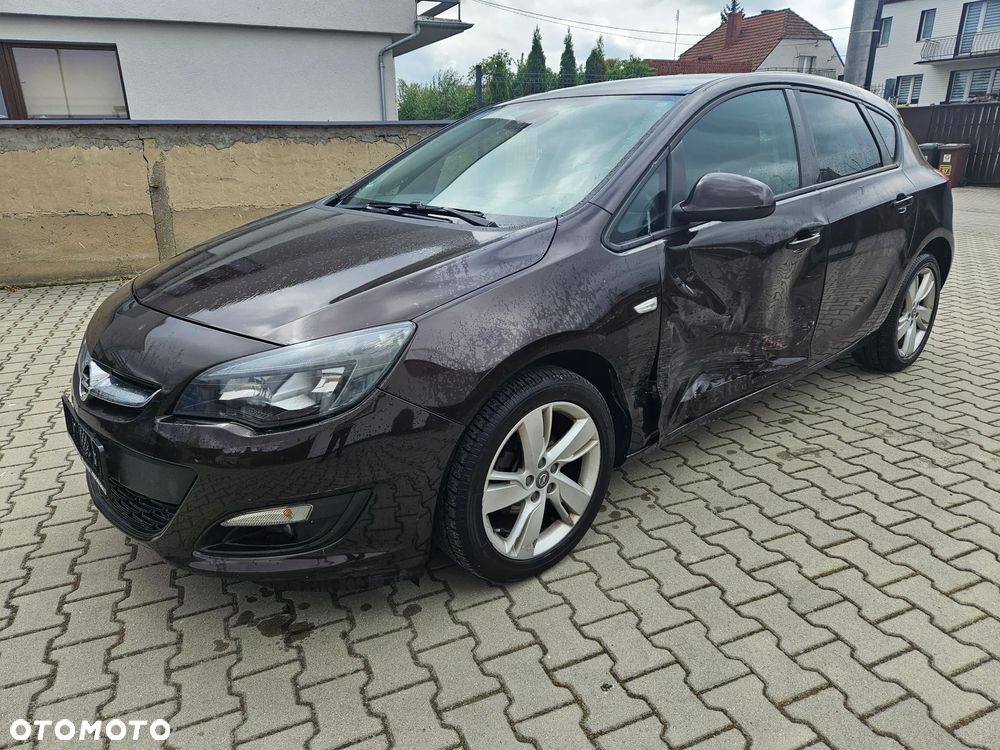 Opel Astra 1.4 ecoFLEX Sport - 5