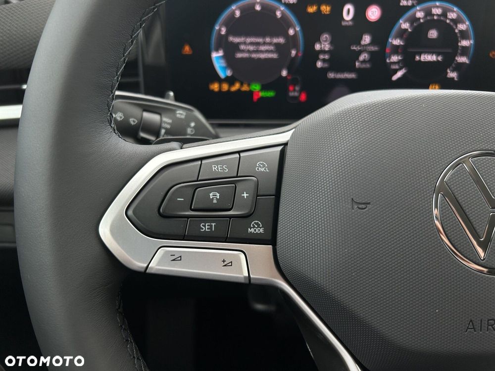 Volkswagen T-Roc 1.5 eTSI Life DSG - 16